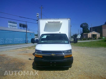 2024 GMC Savana 3500 Cutaway 1WT DRW - miniatura 2