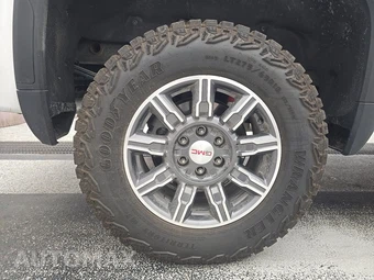 2024 GMC Sierra 1500 AT4 Crew Cab Medium Bed - miniatura 5