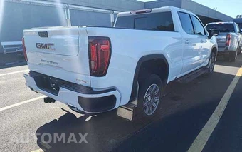 2024 GMC Sierra 1500 AT4 Crew Cab Medium Bed - miniatura 3