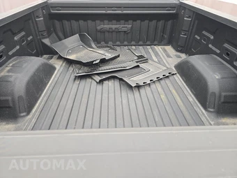 2024 GMC Sierra 1500 AT4 Crew Cab Medium Bed - miniatura 16