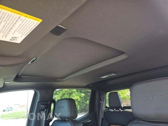 2024 GMC Sierra 1500 AT4 Crew Cab Short Bed - miniatura 8
