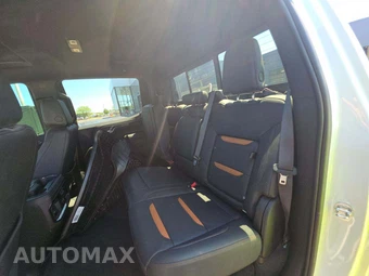 2024 GMC Sierra 1500 AT4 Crew Cab Short Bed - miniatura 13