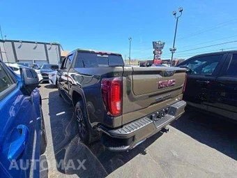 2024 GMC Sierra 1500 AT4 Crew Cab Short Bed - miniatura 2