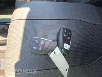 2024 GMC Sierra 1500 AT4 Crew Cab Short Bed - miniatura 8