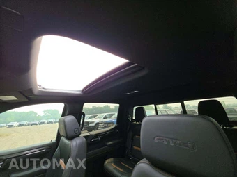 2024 GMC Sierra 1500 AT4 Crew Cab Short Bed - miniatura 8