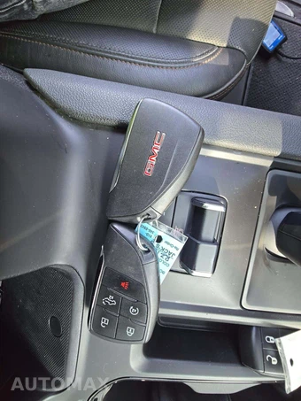 2024 GMC Sierra 1500 AT4 Crew Cab Short Bed 4SB - miniatura 5