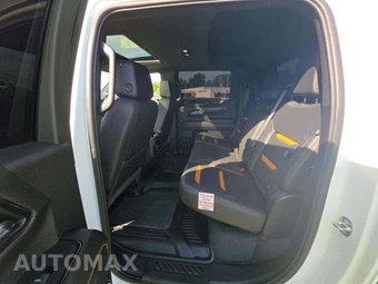 2024 GMC Sierra 1500 AT4 Crew Cab Short Bed 4SB - miniatura 10