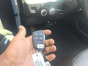2024 GMC Sierra 1500 AT4 Crew Cab Short Bed 4SB - miniatura 8