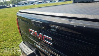 2024 GMC Sierra 1500 Denali Crew Cab Medium Bed - miniatura 31