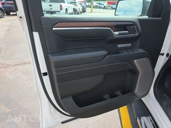 2024 GMC Sierra 1500 Denali Crew Cab Short Bed - miniatura 9