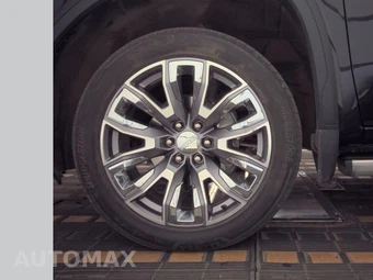2024 GMC Sierra 1500 Denali Crew Cab Short Bed - miniatura 9