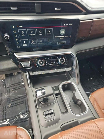2024 GMC Sierra 1500 Denali Ultimate Crew Cab Short Bed - miniatura 10