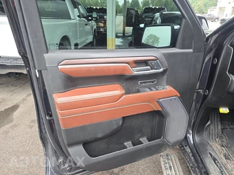 2024 GMC Sierra 1500 Denali Ultimate Crew Cab Short Bed - miniatura 9