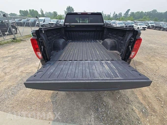 2024 GMC Sierra 1500 Elevation Crew Cab Medium Bed - miniatura 11