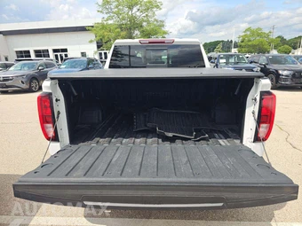 2024 GMC Sierra 1500 Elevation Crew Cab Short Bed - miniatura 14