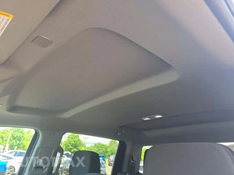 2024 GMC Sierra 1500 Elevation Crew Cab Short Bed 3SB - miniatura 8