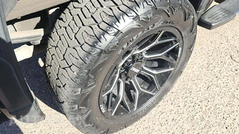 2024 GMC Sierra 1500 SLT Crew Cab Short Bed 4SA - miniatura 35