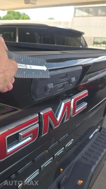 2024 GMC Sierra 2500HD AT4 Crew Cab Long Bed - miniatura 19