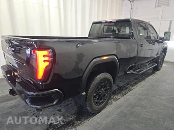 2024 GMC Sierra 2500HD AT4 Crew Cab Long Bed - miniatura 4
