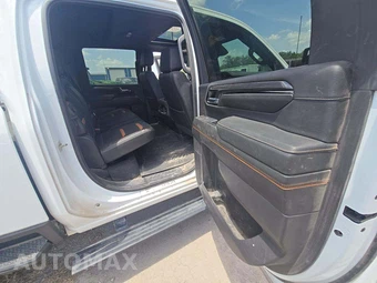 2024 GMC Sierra 2500HD AT4 Crew Cab Long Bed 4SB - miniatura 16
