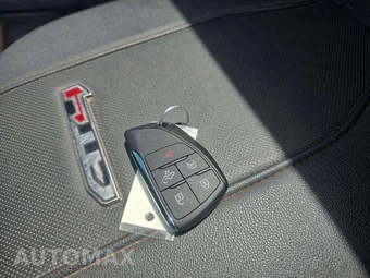 2024 GMC Sierra 2500HD AT4 Crew Cab Long Bed 4SB - miniatura 8