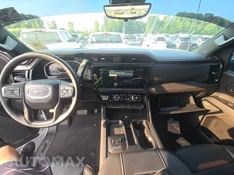 2024 GMC Sierra 2500HD AT4 Crew Cab Medium Bed - miniatura 11
