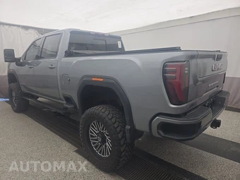 2024 GMC Sierra 2500HD AT4 Crew Cab Medium Bed - miniatura 6