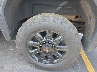 2024 GMC Sierra 2500HD AT4 Crew Cab Medium Bed - miniatura 11