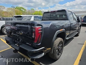 2024 GMC Sierra 2500HD AT4 Crew Cab Medium Bed - miniatura 4