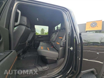 2024 GMC Sierra 2500HD AT4 Crew Cab Medium Bed - miniatura 10