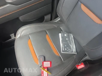 2024 GMC Sierra 2500HD AT4 Crew Cab Medium Bed - miniatura 21