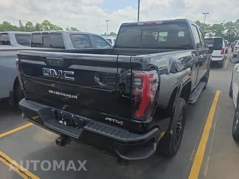2024 GMC Sierra 2500HD AT4 Crew Cab Medium Bed - miniatura 4
