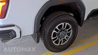 2024 GMC Sierra 2500HD AT4 Crew Cab Medium Bed - miniatura 9