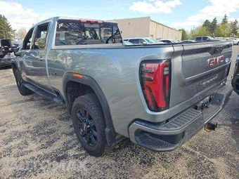 2024 GMC Sierra 2500HD AT4 Crew Cab Medium Bed - miniatura 2