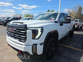 2024 GMC Sierra 2500HD AT4 Crew Cab Medium Bed