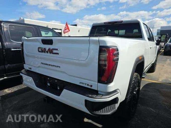 2024 GMC Sierra 2500HD AT4 Crew Cab Medium Bed - miniatura 3