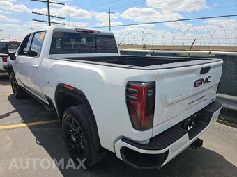 2024 GMC Sierra 2500HD AT4 Crew Cab Medium Bed - miniatura 2