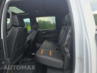 2024 GMC Sierra 2500HD AT4 Crew Cab Medium Bed - miniatura 10
