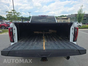 2024 GMC Sierra 2500HD AT4 Crew Cab Medium Bed - miniatura 11
