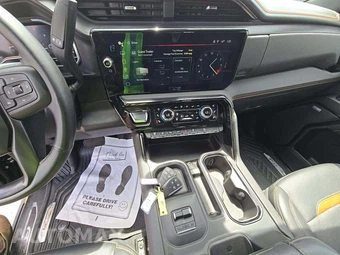 2024 GMC Sierra 2500HD AT4 Crew Cab Medium Bed - miniatura 10