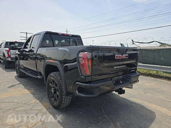 2024 GMC Sierra 2500HD AT4 Crew Cab Medium Bed - miniatura 2