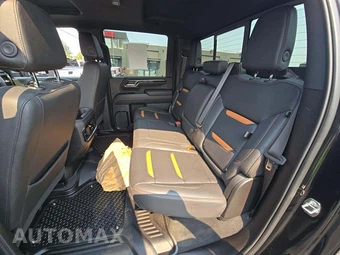 2024 GMC Sierra 2500HD AT4 Crew Cab Medium Bed - miniatura 10