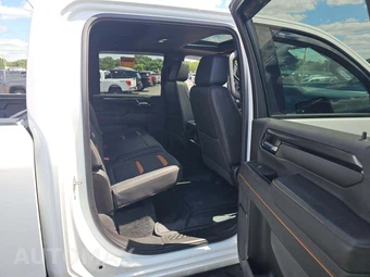 2024 GMC Sierra 2500HD AT4 Crew Cab Medium Bed - miniatura 16