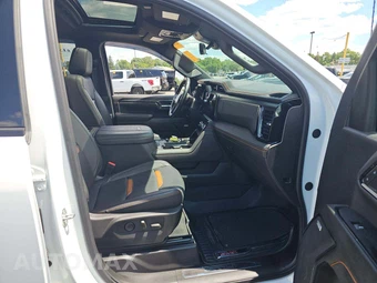 2024 GMC Sierra 2500HD AT4 Crew Cab Medium Bed - miniatura 18