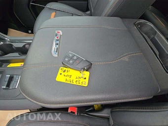 2024 GMC Sierra 2500HD AT4 Crew Cab Medium Bed - miniatura 8