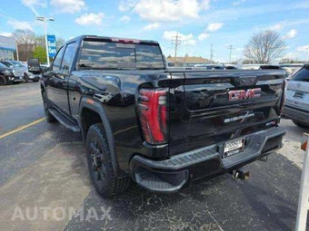 2024 GMC Sierra 2500HD AT4 Crew Cab Medium Bed - miniatura 2