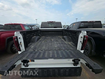 2024 GMC Sierra 2500HD AT4 Crew Cab Medium Bed - miniatura 14