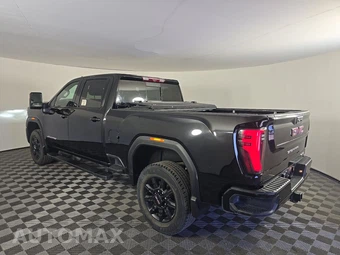 2024 GMC Sierra 2500HD AT4 Crew Cab Medium Bed - miniatura 6