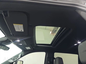 2024 GMC Sierra 2500HD AT4 Crew Cab Medium Bed - miniatura 17