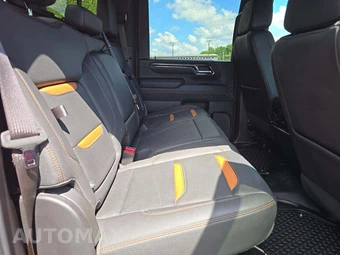 2024 GMC Sierra 2500HD AT4 Crew Cab Medium Bed - miniatura 16